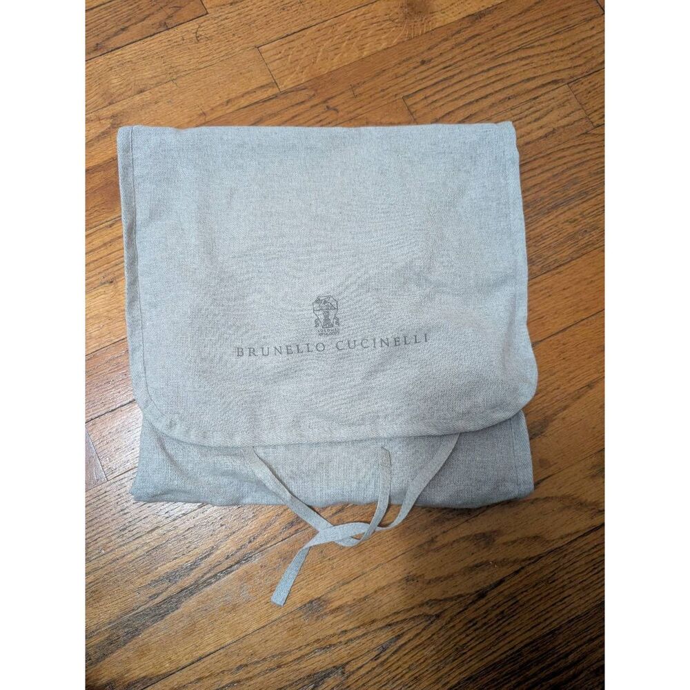 Brunello Cucinelli Garment Dust Bag, Cloth, Tie Closure